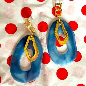 You’ll turn lots of heads wearing these gorgeous blue and gold tone earrings!